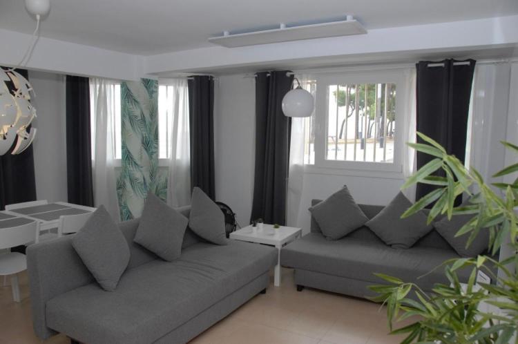 Apartamento A Primera Linea De Mar En פלטחה ד'ארו מראה חיצוני תמונה